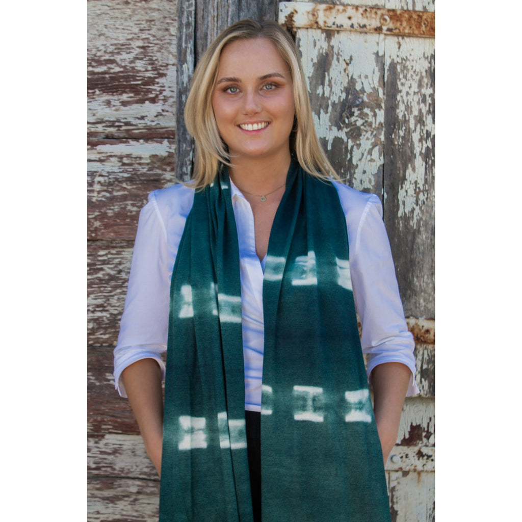 Forest Green Kangaroo Paw Scarf