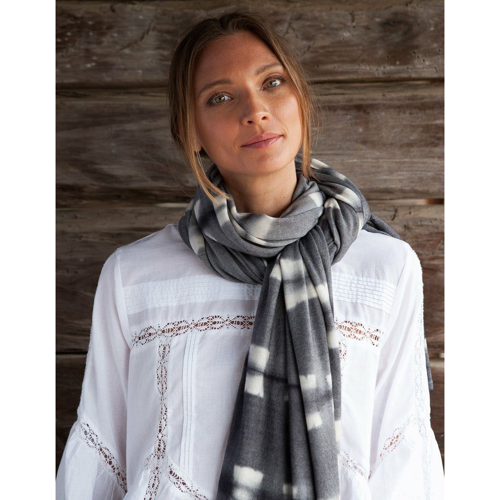 Stormy Grey Kangaroo Paw Scarf